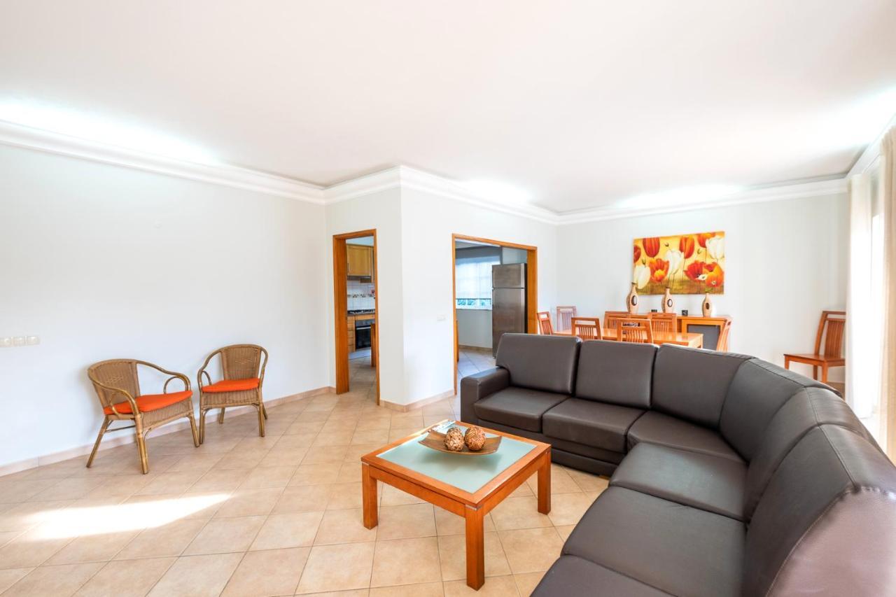 Villa Isa - Heated Pool - Free Wi-Fi - Air Con Guia  Exterior photo
